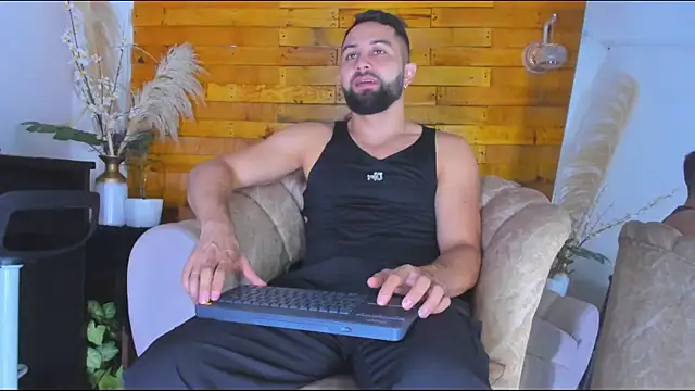 Snapshot of ted_montoya chatting on November 2025 12:15:01 PM ted montoya online show from November 2025 12:15:01 PM