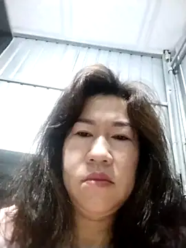 Tyty xx online show from September 2025 09:20:01 PM