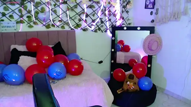 Snapshot of isa_bunny18 chatting on October 2025 02:29:01 AM isa bunny18 online show from October 2025 02:29:01 AM