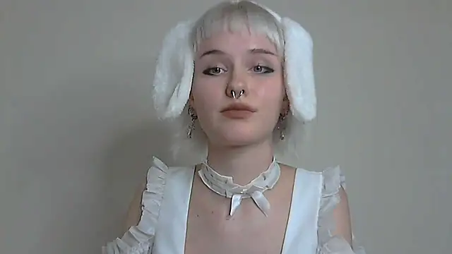 Snapshot of Paradoxy_ chatting on October 2025 07:11:02 PM Paradoxy online show from October 2025 07:11:02 PM