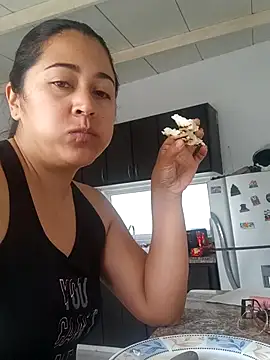 Snapshot of Maria_delos_angeles chatting on October 2025 12:37:02 PM Maria delos angeles online show from October 2025 12:37:02 PM