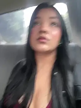 Snapshot of EmmaBlossom chatting on October 2025 07:24:02 PM EmmaBlossom online show from October 2025 07:24:02 PM