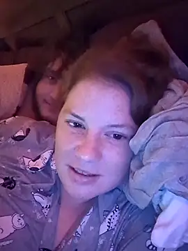 katiebugg22 online show from September 2025 01:55:02 AM