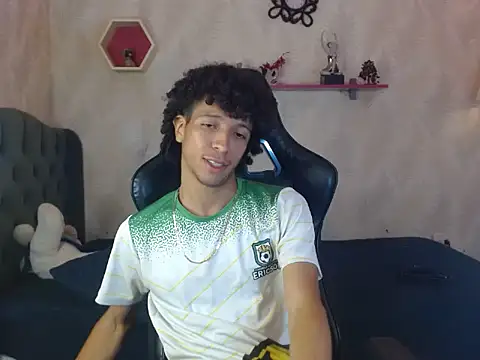 Snapshot of xion_ez chatting on October 2025 09:59:01 PM xion ez online show from October 2025 09:59:01 PM