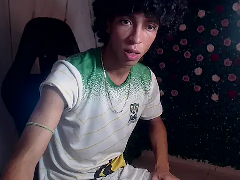 Snapshot of xion_ez chatting on October 2025 08:53:02 PM xion ez online show from October 2025 08:53:02 PM