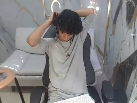 Snapshot of xion_ez chatting on November 2025 07:45:02 PM xion ez online show from November 2025 07:45:02 PM