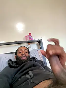 Snapshot of vaultclub chatting on October 2025 09:34:02 PM vaultclub online show from October 2025 09:34:02 PM