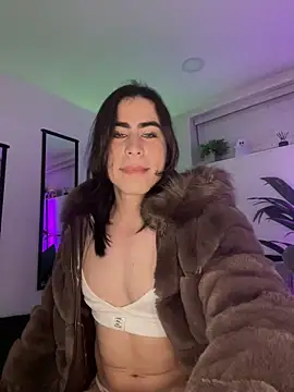 Snapshot of emilycolte chatting on November 2025 03:29:02 AM emilycolte online show from November 2025 03:29:02 AM