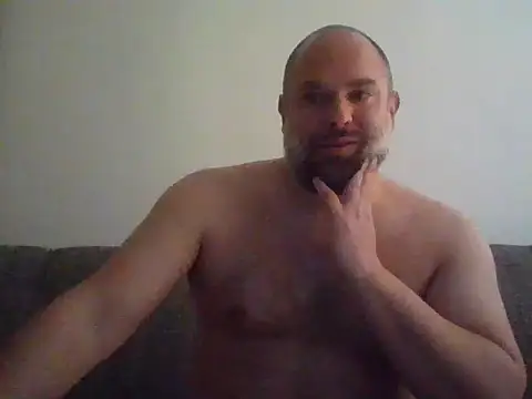 CristalDad online show from November 2025 11:38:02 PM