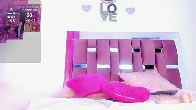 Snapshot of sofiaa_ferrer chatting on November 2025 01:56:02 PM sofiaa ferrer online show from November 2025 01:56:02 PM