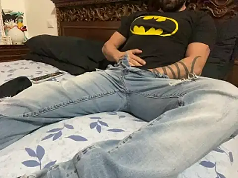 Snapshot of strongdickwii chatting on November 2025 05:59:01 PM strongdickwii online show from November 2025 05:59:01 PM