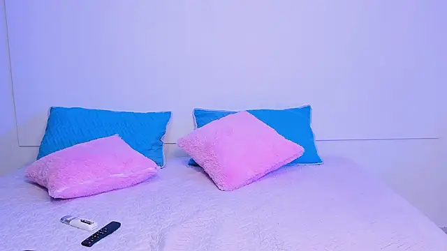 Honey sweett  online show from October 2025 09:48:02 PM