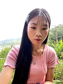 Snapshot of -mayhan11 chatting on October 2025 08:13:01 AM -mayhan11 online show from October 2025 08:13:01 AM