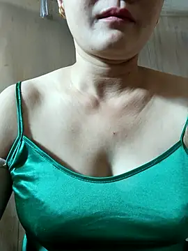 Snapshot of Paul-paul11 chatting on October 2025 04:02:01 AM Paul-paul11 online show from October 2025 04:02:01 AM