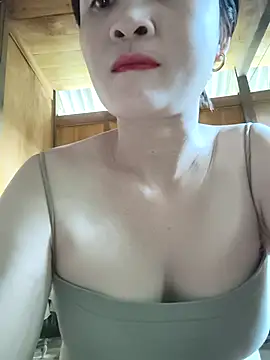 Snapshot of Paul-paul11 chatting on October 2025 01:06:01 AM Paul-paul11 online show from October 2025 01:06:01 AM