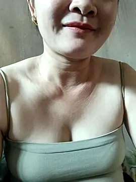 Snapshot of Paul-paul11 chatting on October 2025 05:08:02 AM Paul-paul11 online show from October 2025 05:08:02 AM