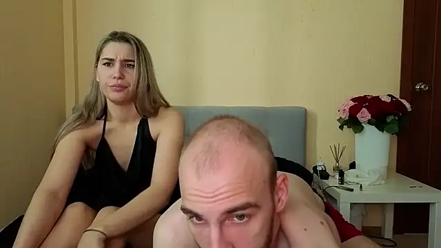 weddingcouple online show from November 2025 06:01:02 AM