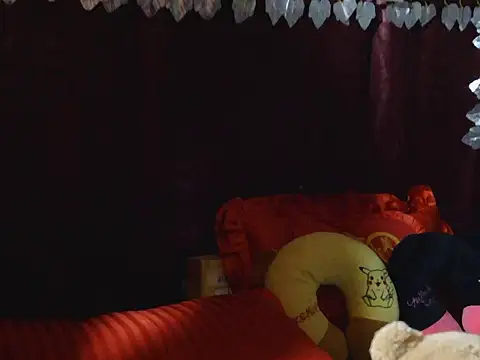 Kristinalui online show from October 2025 06:22:02 AM