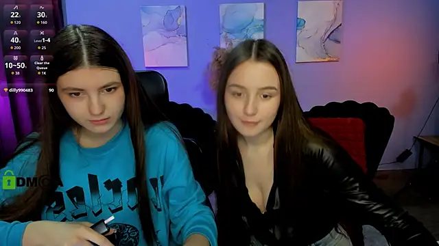 Snapshot of leslie_bird chatting on November 2025 01:00:01 PM leslie bird online show from November 2025 01:00:01 PM