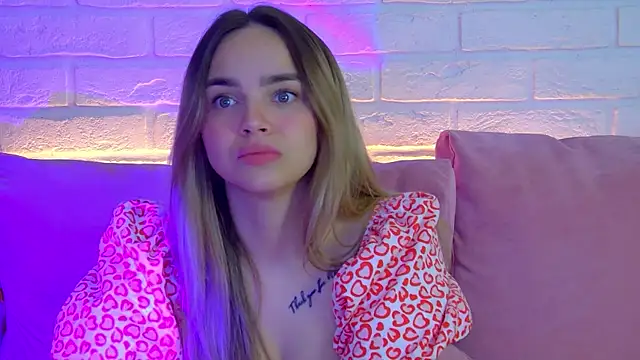 AnitaVenture online show from October 2025 04:44:02 AM