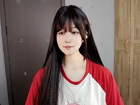Tinababe-00 online show from September 2025 06:19:02 AM