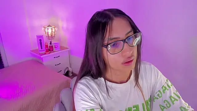 Snapshot of cherrylady_02 chatting on November 2025 11:55:02 AM cherrylady 02 online show from November 2025 11:55:02 AM