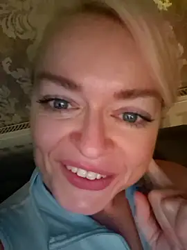 demidelightfulxx online show from October 2025 08:05:02 AM