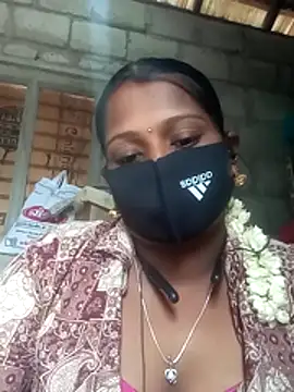 Snapshot of Tamil_Hot_Sandy chatting on October 2025 04:56:02 AM Tamil Hot Sandy online show from October 2025 04:56:02 AM