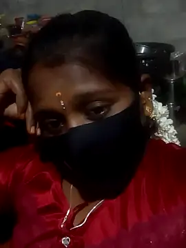 Snapshot of Tamil_Hot_Sandy chatting on November 2025 04:07:01 PM Tamil Hot Sandy online show from November 2025 04:07:01 PM