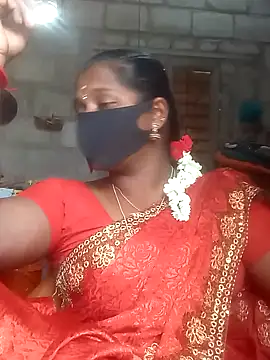 Snapshot of Tamil_Hot_Sandy chatting on November 2025 03:49:01 AM Tamil Hot Sandy online show from November 2025 03:49:01 AM