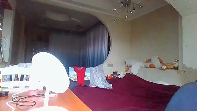 Snapshot of QueenMomyS chatting on November 2025 10:15:02 AM QueenMomyS online show from November 2025 10:15:02 AM