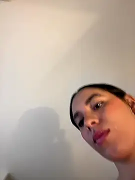 Snapshot of Capricho_01 chatting on October 2025 12:39:02 PM Capricho 01 online show from October 2025 12:39:02 PM