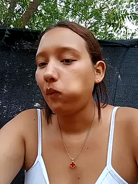 Snapshot of young_dairy01 chatting on October 2025 12:05:02 PM young dairy01 online show from October 2025 12:05:02 PM