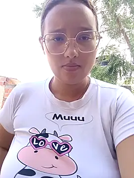 Snapshot of young_dairy01 chatting on October 2025 01:45:02 PM young dairy01 online show from October 2025 01:45:02 PM