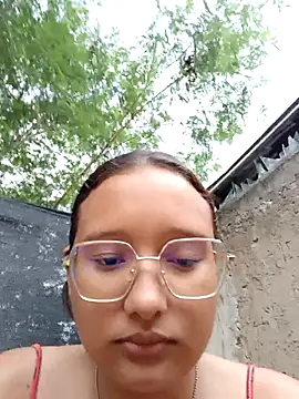 Snapshot of young_dairy01 chatting on November 2025 12:15:01 PM young dairy01 online show from November 2025 12:15:01 PM