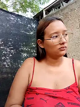 Snapshot of young_dairy01 chatting on November 2025 12:05:02 PM young dairy01 online show from November 2025 12:05:02 PM