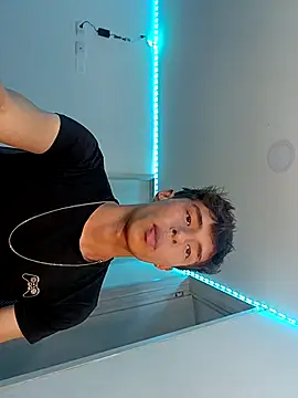 Ivonnybonn online show from October 2025 03:17:01 AM