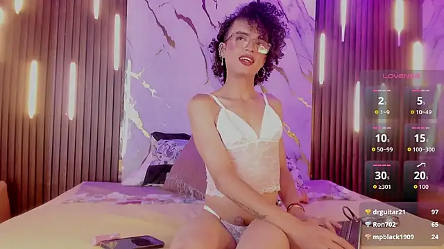 Snapshot of NoahVidall chatting on October 2025 05:49:02 AM NoahVidall online show from October 2025 05:49:02 AM