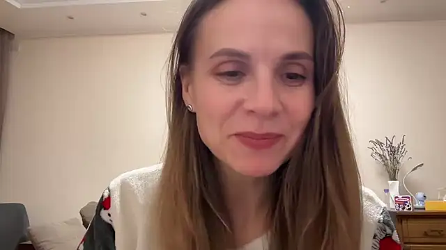 Snapshot of AnnieLove7722 chatting on October 2025 09:46:01 PM AnnieLove7722 online show from October 2025 09:46:01 PM