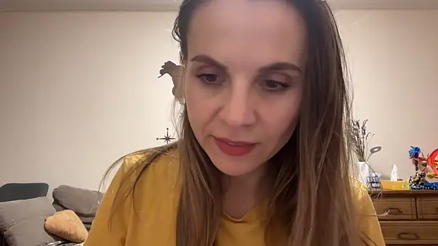 Snapshot of AnnieLove7722 chatting on October 2025 09:38:01 PM AnnieLove7722 online show from October 2025 09:38:01 PM