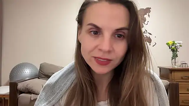 Snapshot of AnnieLove7722 chatting on November 2025 09:58:01 PM AnnieLove7722 online show from November 2025 09:58:01 PM