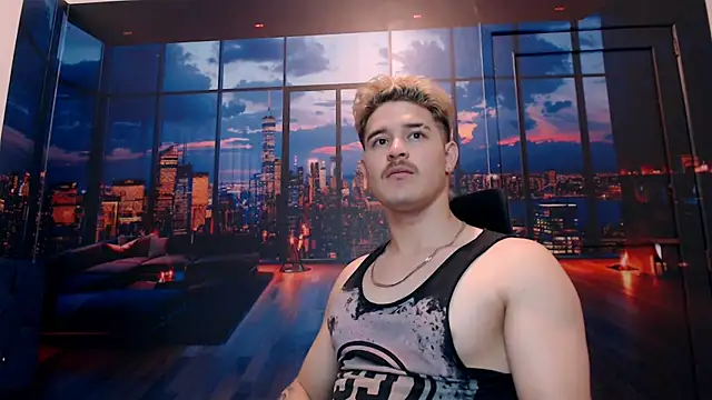 AlexPiersss online show from October 2025 07:00:01 PM