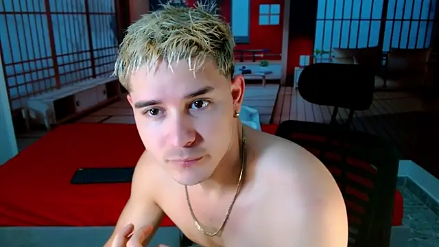 AlexPiersss online show from November 2025 07:12:01 PM