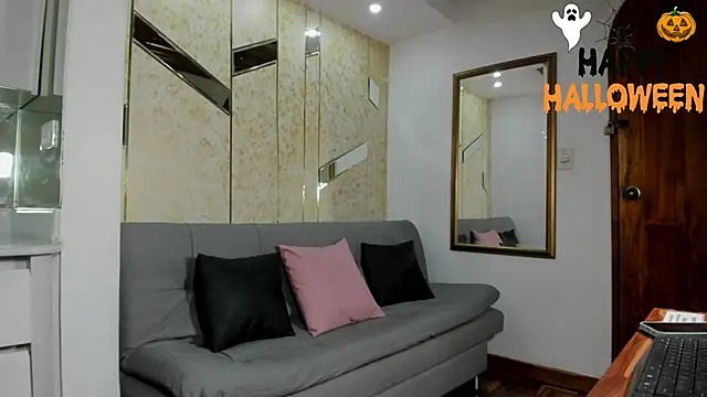 sofi laane online show from October 2025 02:48:02 AM