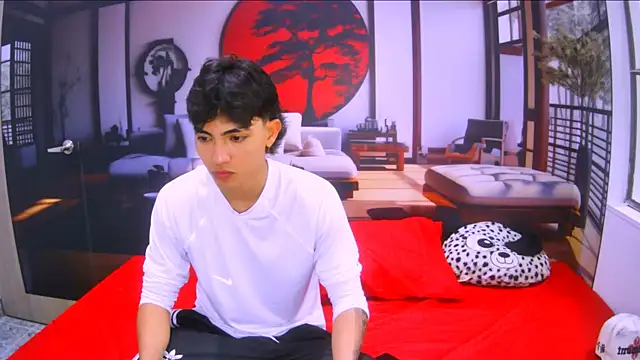 RomeoMillerr online show from October 2025 08:05:02 PM