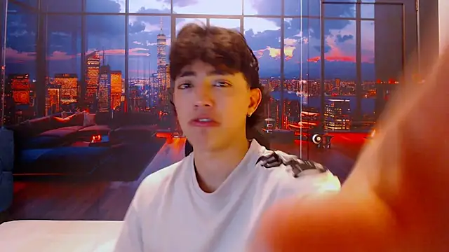 RomeoMillerr online show from October 2025 07:23:02 PM