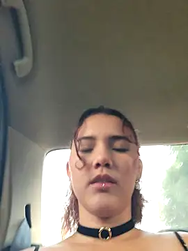 Snapshot of _TOMOE chatting on October 2025 07:03:02 PM TOMOE online show from October 2025 07:03:02 PM