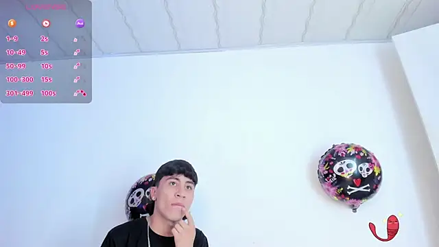 Snapshot of XaanderGrey chatting on October 2025 07:56:02 PM XaanderGrey online show from October 2025 07:56:02 PM