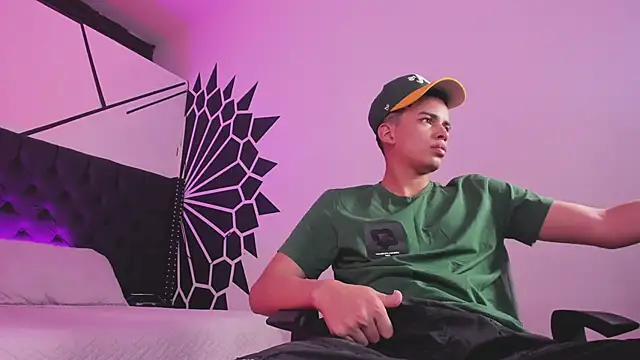 Snapshot of JuanSixx chatting on October 2025 04:21:01 AM JuanSixx online show from October 2025 04:21:01 AM