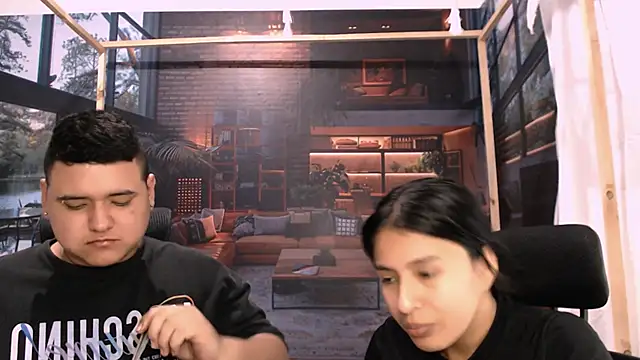 Snapshot of Charly_and_laura chatting on October 2025 07:01:02 PM Charly and laura online show from October 2025 07:01:02 PM